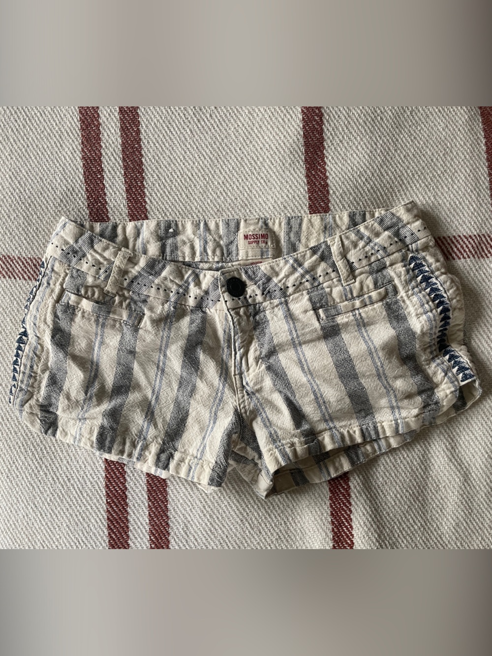 Mossimo Supply Co. White and Blue Striped Women’s Shorts